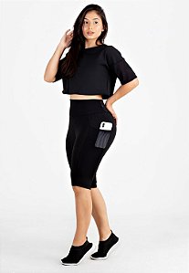 Conjunto Fitness Bermuda com Bolso e Cropped Manga de Tela