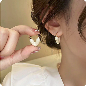 Brinco Feminino Em Forma De Coração Em Liga De Estanho - A Essência Do Romance