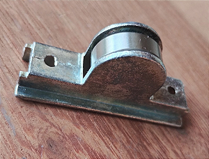 E - RODÍZIO COM ROLAMENTO 8MM