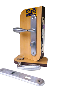 FECHADURA 55MM AROUCA PARA PORTA EXTERNA - INDICADA PARA LITORAL