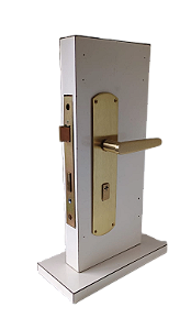 Fechadura dourada 55mm tetra chave para porta externa 104 LA 51 (INTER)