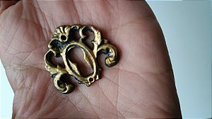 ENTRADA DE CHAVE PARA PORTAS E GAVETAS DE MÓVEIS COM FECHADURA (1455/1)