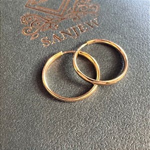 Brinco Argola Lisa - ouro 18 k