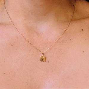 Pingente Letra M - ouro 18k