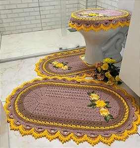 Jogo de tapetes para banheiro em crochê 3 peças com flores  JB046