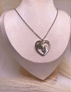 Colar menina com cavalo