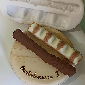 Molde Chocolates bueno e palito crocante