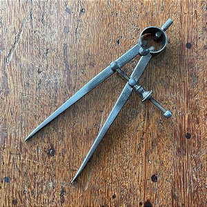 Compasso de Ponta Seca Moore & Wright – Sheffield, Inglaterra | 5”