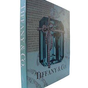 Livro Caixa T. THE PERFUME - Madeira e Veludo 30x23x4cm