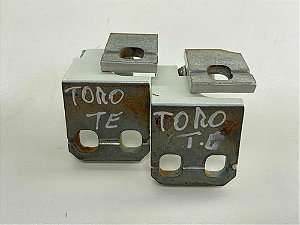 Dobradiça Porta Traseira Esquerda Fiat Toro