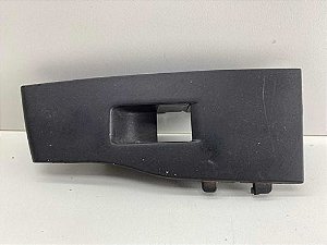 Moldura Botão Porta Dianteira Direita Polo Virtus