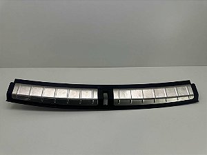 Acabamento Soleira Porta Malas Bmw X1 2016 A 2020