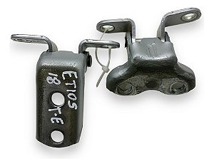 Dobradiças Porta Traseira Esquerda Toyota Etios Até 2021