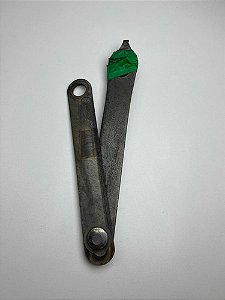 Braço Limitador Tampa Traseira Toyota Hilux 2016 A 2023