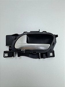 Maçaneta Interna Dianteira Esquerda Peugeot 208 2021 A 2025 Prateado Dianteira