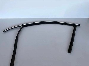 Moldura Arco De Porta Tiguan 2010 A 2015 Dianteira Esquerda