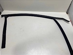 Canaleta Porta Dianteira Direita Chevrolet Cruze 2012 A 2016