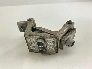 Dobradiça Porta Dianteira Esquerda Peugeot 206 207