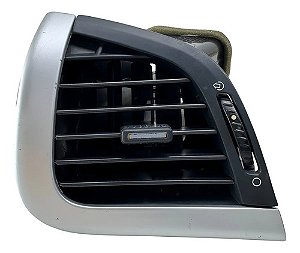 Difusor Ar Esquerdo Peugeot 207 9683399880