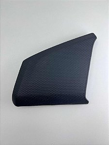 Moldura Esquerda Painel Tracker 2020 A 2023 26222918