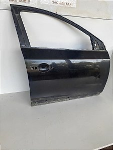 Porta Dianteira Direita Renault Fluence Com Detalhe Dianteira Direita Preto