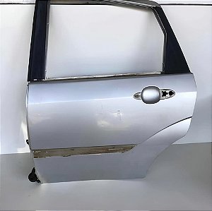 Porta Traseira Esquerda Ford Focus Hacht 2001 A 2008 Traseira Esquerda Prateado