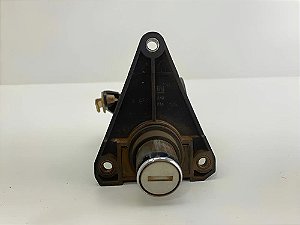 Maçaneta Tampa Traseira Corsa 4 Portas 1994 A 2001 Preto