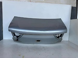 Tampa Traseira Renault Megane Sedam 2001 A 2005 Cinza