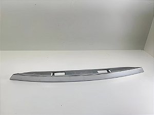 Friso Cromado Tampa Hb20 Sedam 2013 A 2019 Prateado
