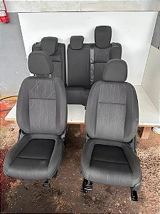 Jogo De Bancos Chevrolet Tracker Lt 2017 2018 2019 Preto