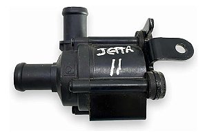 Bomba Agua Auxiliar Vw Jetta Tsi 2010 A 2013 5c0965561