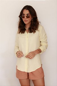 CAMISA FEMININA GOLA V EM VISCOLINHO OFF WHITE