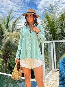 CAMISA FEMININA OVERSIZED GOLA TRADICIONAL EM VISCOLINHO AQUAMARINE