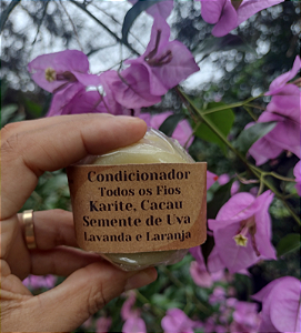 Condicionador Sólido - Todos os Fios - Cacau, Karite e Semente de Uva