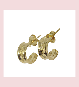 Argola pequena - Semijoia banhada a ouro 18k