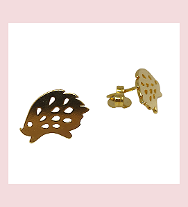 Brinco Porco espinho Semijoia banhado a ouro 18k