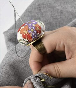 Anel  Porta Alfinete e Agulhas Regulável