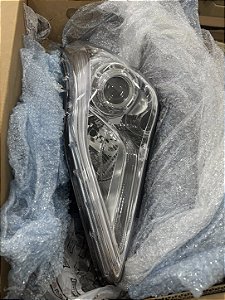 | Farol Dianteiro Esquerdo Hyundai Azera 2011-2014 Original 921033V010