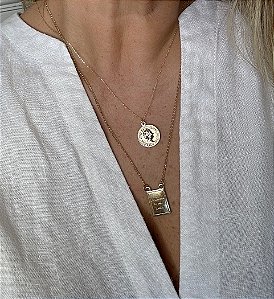 Colar Feminino Medalha Rei Gold
