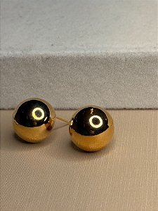 Brinco botão ouro 18k