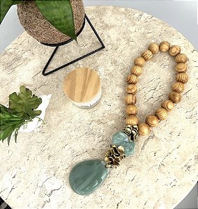 Colar pingente DELICATO verde