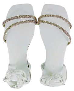Sandália rasteirinha branca gladiadora com strass rosa