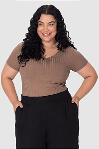Blusa Básica Feminina Plus Size Decote V Em Canelado