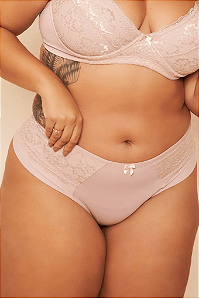 Calça Tanga Plus Com Renda Santa Passion