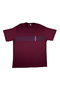 Camiseta Plus Size “What We Overcome Makes Us Stronger” Rippoint