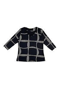 Blusa Feminina Manga 3/4 com Detalhe no Decote Barrielli