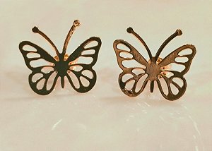 BV 4250 Brinco Borboleta Lisa Vazada (1x1cm) Yellow Semijóias