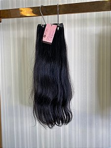 Transformação Instantânea: Megahair Liso Jeitoso de Cabelo Humano na Fita Adesiva - 100g de Pura Elegância!