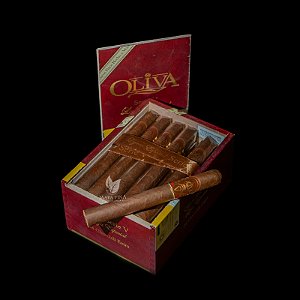 Oliva Serie V Churchill Extra Caixa C/24 Unid