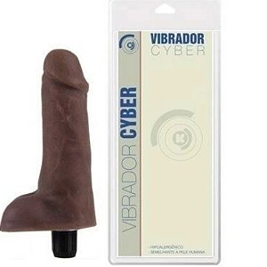 Pênis Realístico Com Escroto e Vibrador em CYBERSKIN Cor CHOCOLATE - 16,5 x 3,5 CM PK320CH